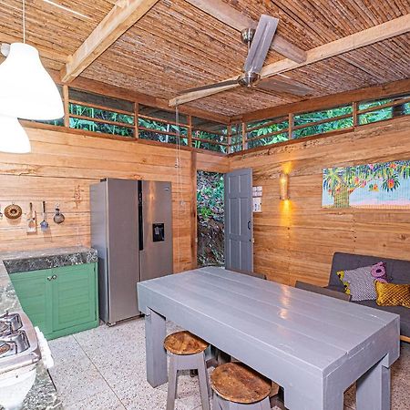 Casa La Colmena Villa Cahuita Exteriör bild