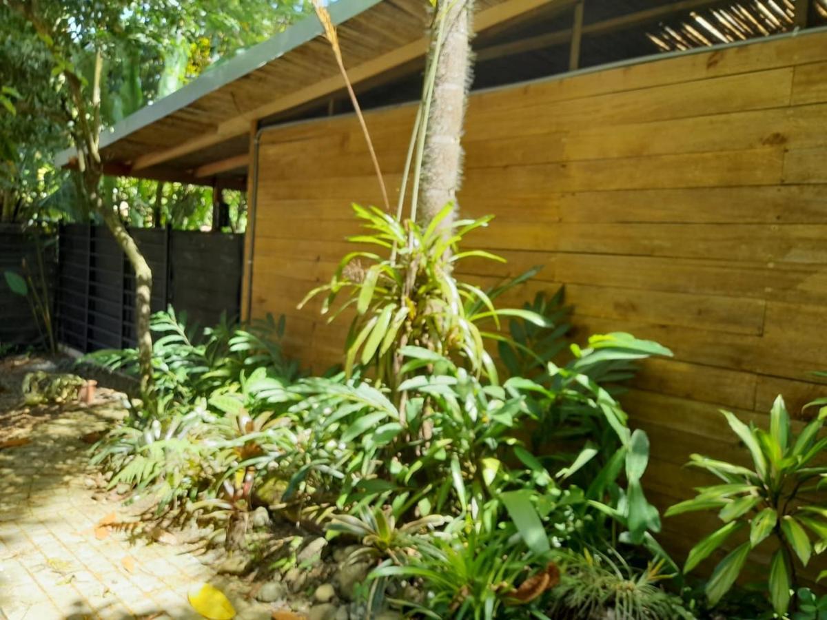 Casa La Colmena Villa Cahuita Exteriör bild